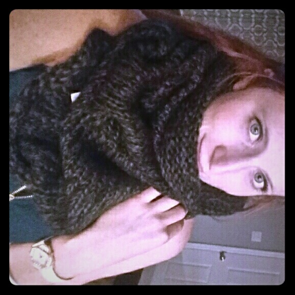 Infinity Scarf in Grey - Picture 1 of 4