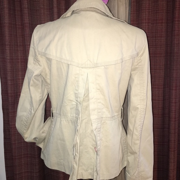 Jacket - Picture 2 of 4