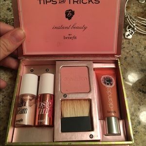 Benefit Feelin dandy lip and cheek kit