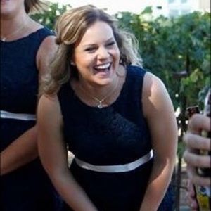 Meet your Posher, Dana