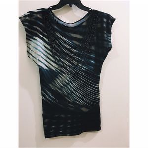 Beautiful blouse 💙❤️💛💚💜