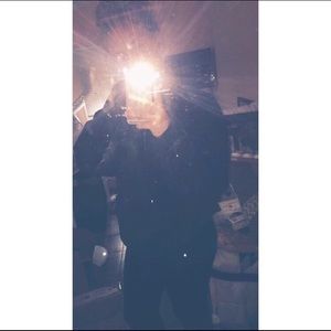 Meet your Posher, Adaija