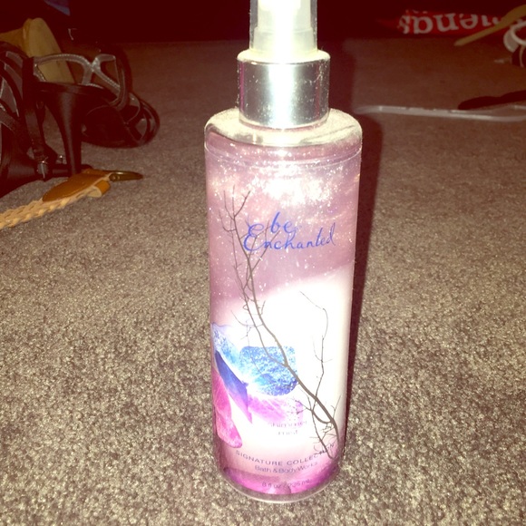 Be Enchanted perfume