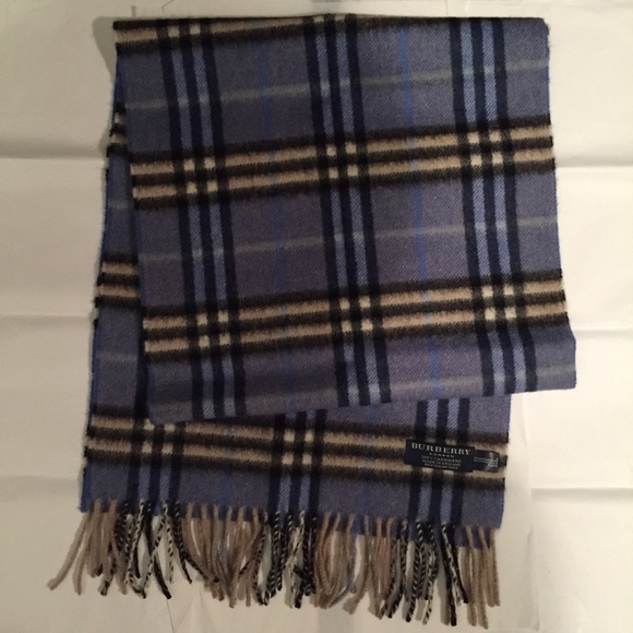 Classic 100% cashmere Burberry scarf