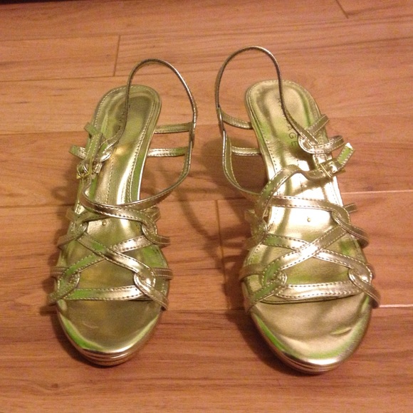 heels worn once