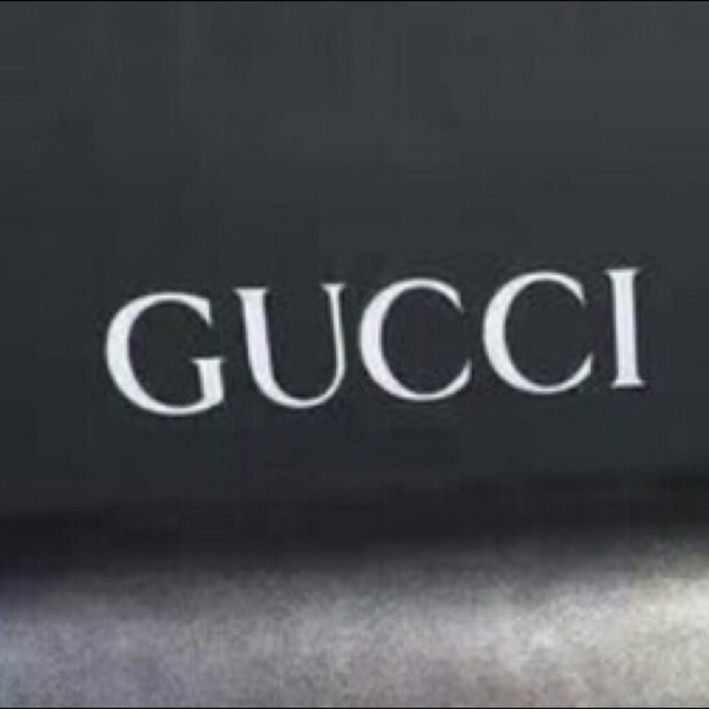 Meet your Posher, Ligia