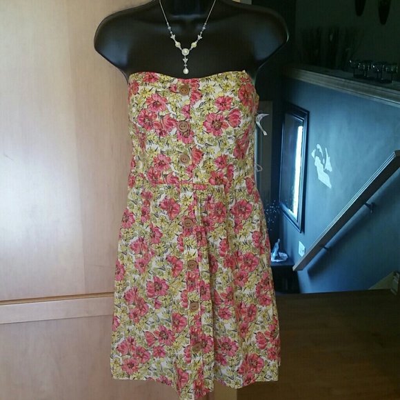 Adorable summer dress :)