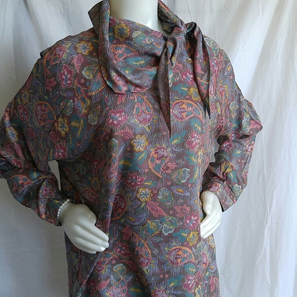 Blouse - Picture 3 of 5