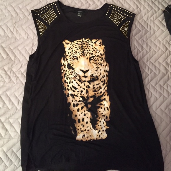 Shirt - Picture 2 of 3