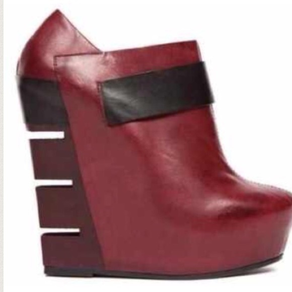 Alain Quilici/Opening Ceremony Shoes - 🎉BNIB Box Alain Quilici Oxblood Booties