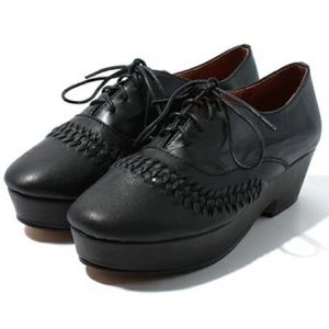 Kobe Husk Black Flatforms