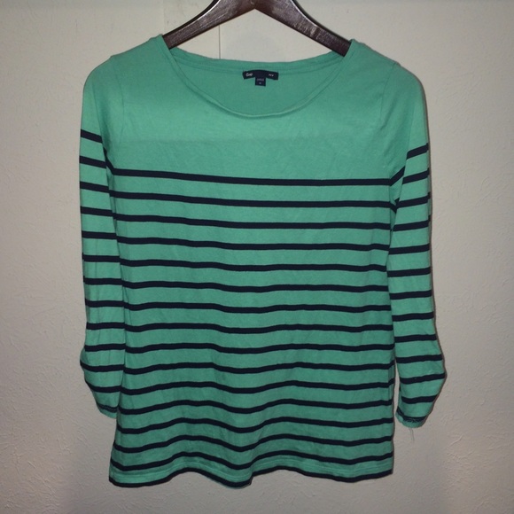 SOLD IN BUNDLE GAP striped shirt