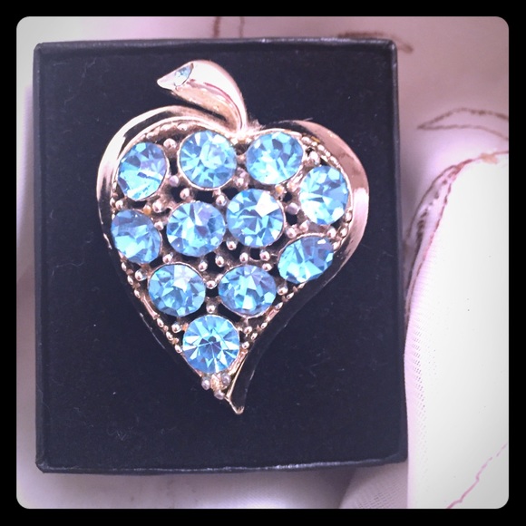 Vintage Blue Topaz Heart Brooch - Picture 1 of 2