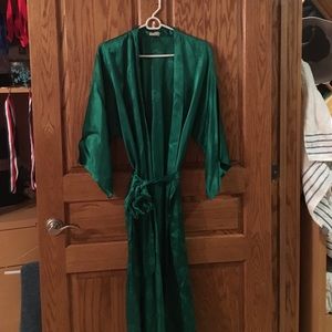 SALE!!! Beautiful silk robe