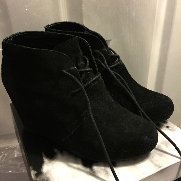 Dolce Vita Black Booties