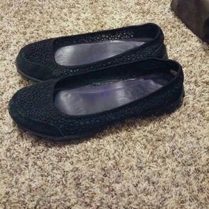 Skechers relaxed fit memory foam slip on shoes