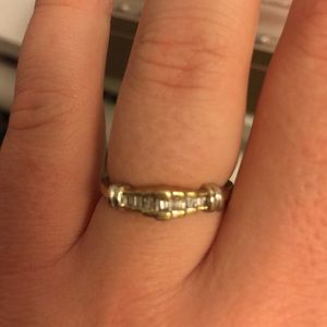 Sz 7 10k gold diamond ring "authentic"