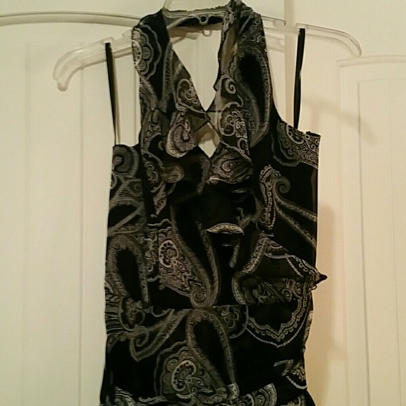 Halter dress - Picture 2 of 3