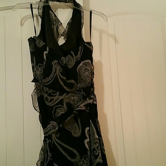 Halter dress - Picture 3 of 3