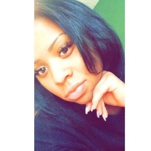 Meet your Posher, Fatin