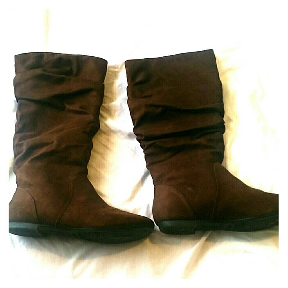 American Eagle Outfitters Shoes - ☇FLASH SALE☇Tall brown boots
