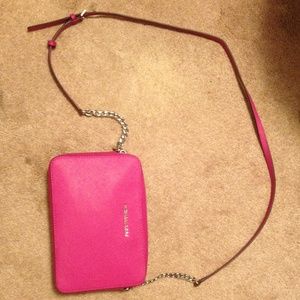 Authentic Fuchsia Michael Kors Jetset Cross-body