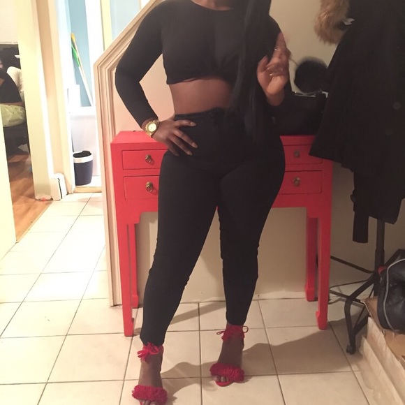 Zara Faux Fur Waist Coat - Picture 2 of 3