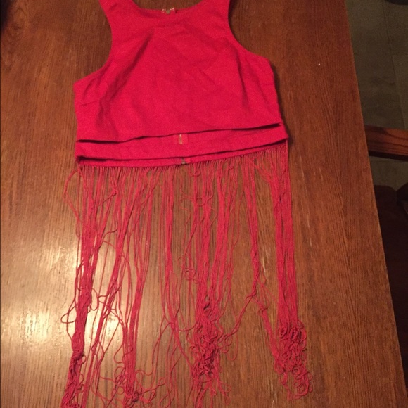 Dangling Crop Top - Picture 3 of 4