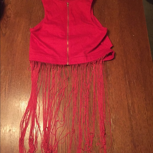 Dangling Crop Top - Picture 4 of 4