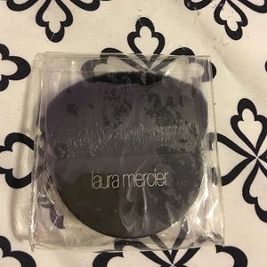 Laura Merciee Mineral Primer brush