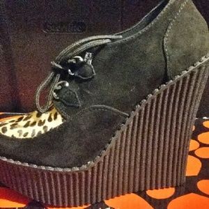 TUK Black Leopard Creeper Wedges