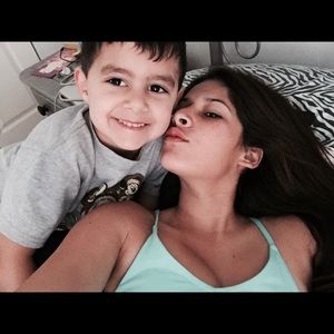 Meet your Posher, Sharon