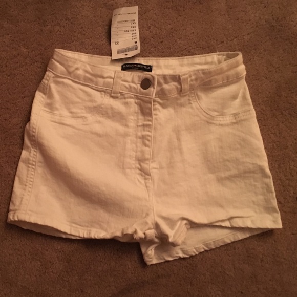 NWT BRANDY MELVILLE white shorts