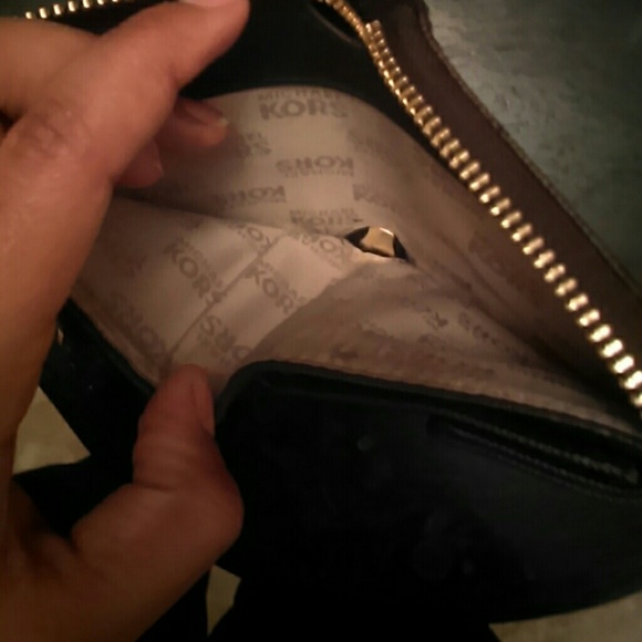 Michael Kors Wallet - Picture 3 of 4