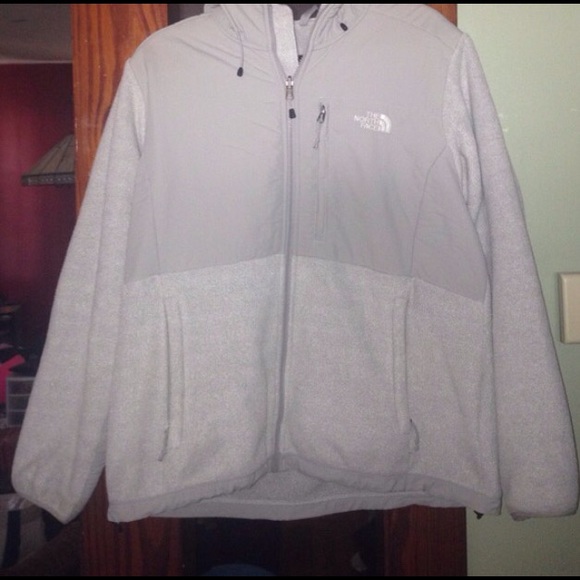 Northface women's hooded Denali fleece