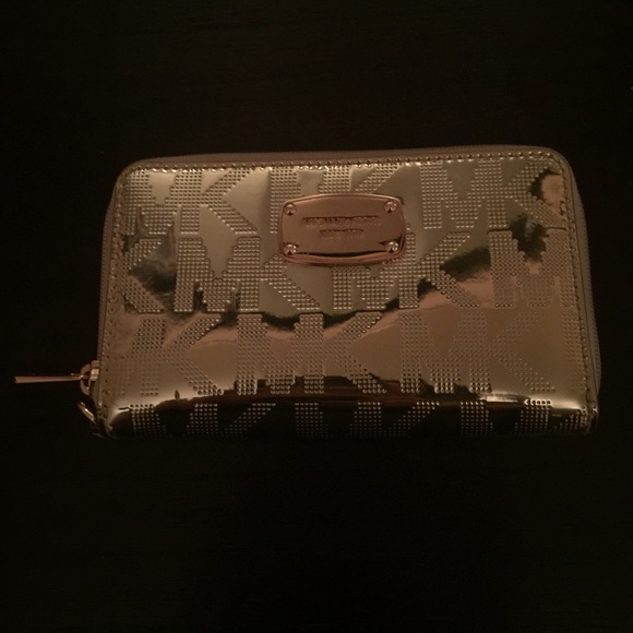 MK Rose Gold Smartphone Wallet