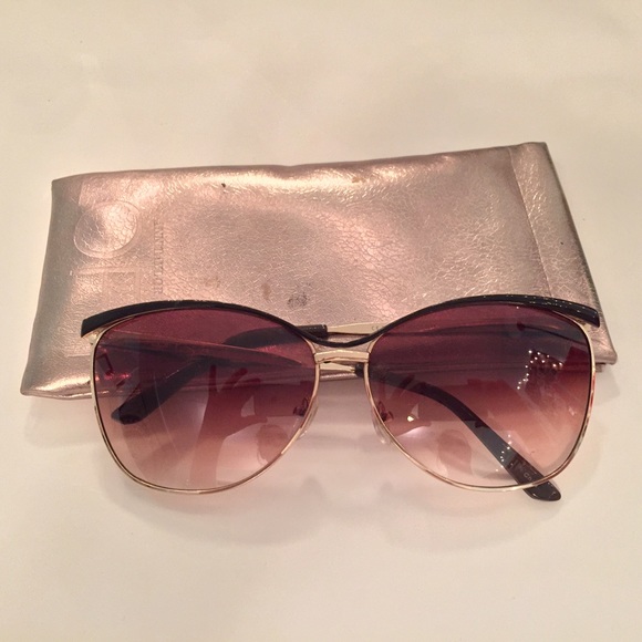 LOFT Accessories - Sunglasses