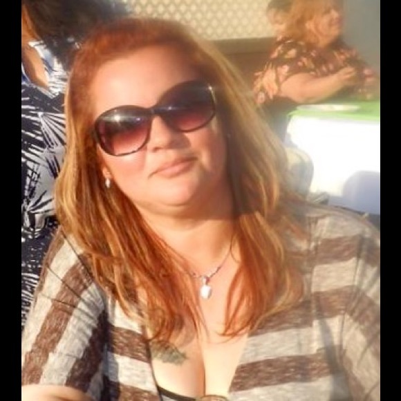 Meet your Posher, Idalia - Picture 1 of 1