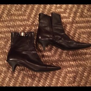 ✨SALE✨PRADA chocolate brown leather ankle boots