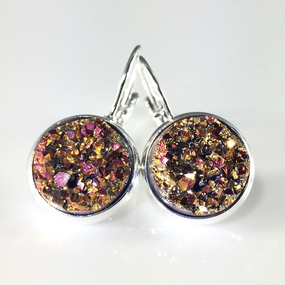 3/$20⚡️Copper Magenta faux Druzy leverbacks - Picture 2 of 6