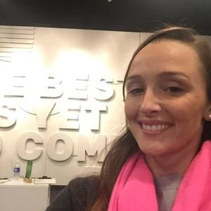 Meet your Posher, Stephanie