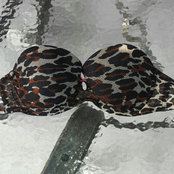 Strapless bra