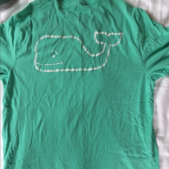 Vineyard Vines Vintage Whale Graphic T-shirt