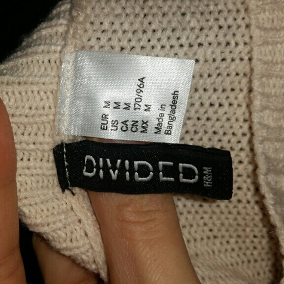 Oversized Crop Sweater - Picture 3 of 3