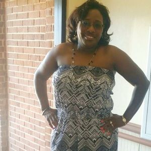 Meet your Posher, Benita