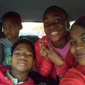 Meet your Posher, Lakisha