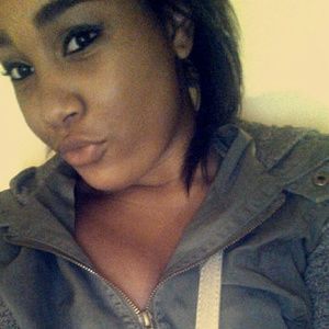 Meet your Posher, Kyra