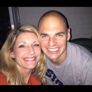 Meet your Posher, Cara