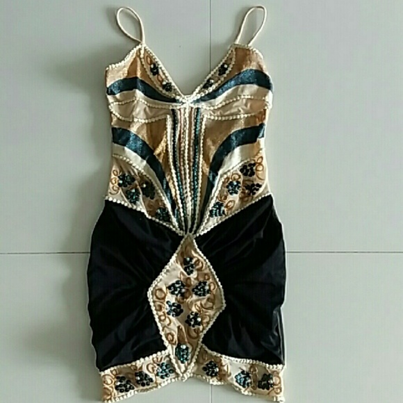 Holt Miami Dress - Picture 2 of 4