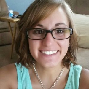 Meet your Posher, Charlotte